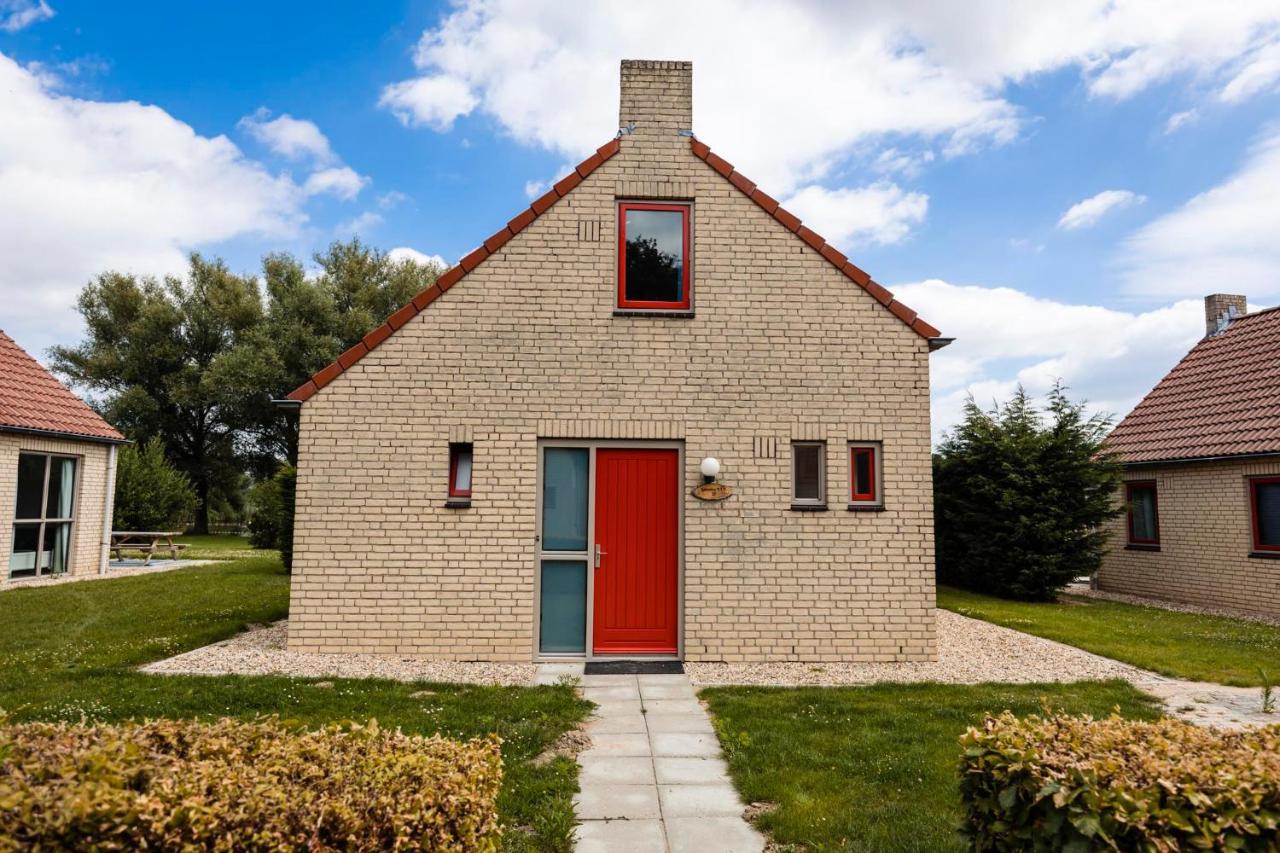 Отель Vakantiepark 'T Broeckhuys Ewijk Экстерьер фото